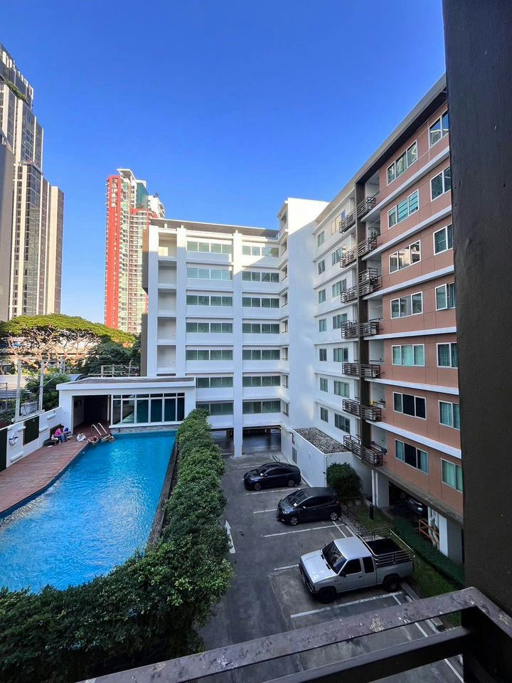 Condo One Thong Lo - Image 12