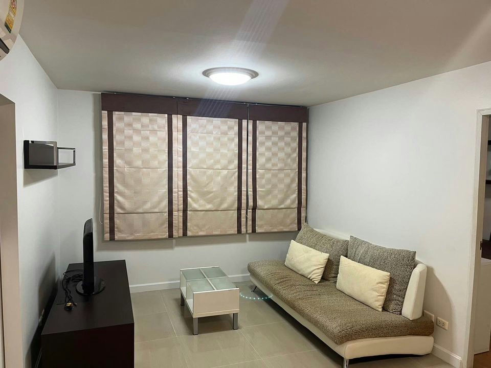 Condo One Thong Lo - Image 1