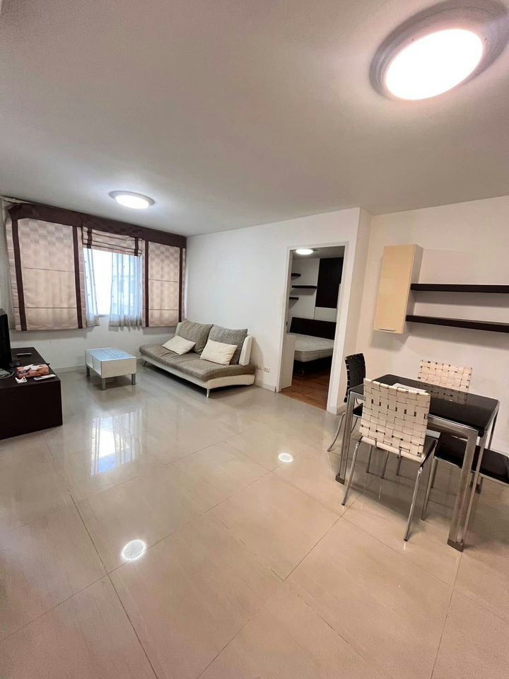 Condo One Thong Lo - Image 4
