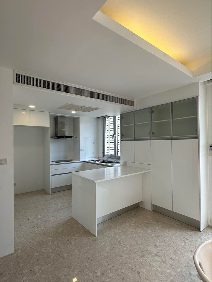 The Lofts Sathorn - Image 6