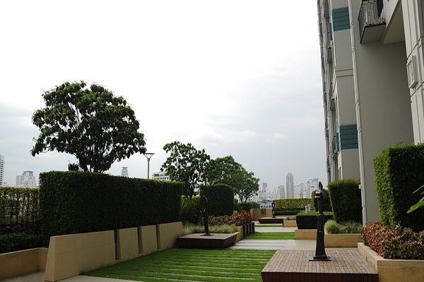 Ivy Thonglor 23 - Image 10