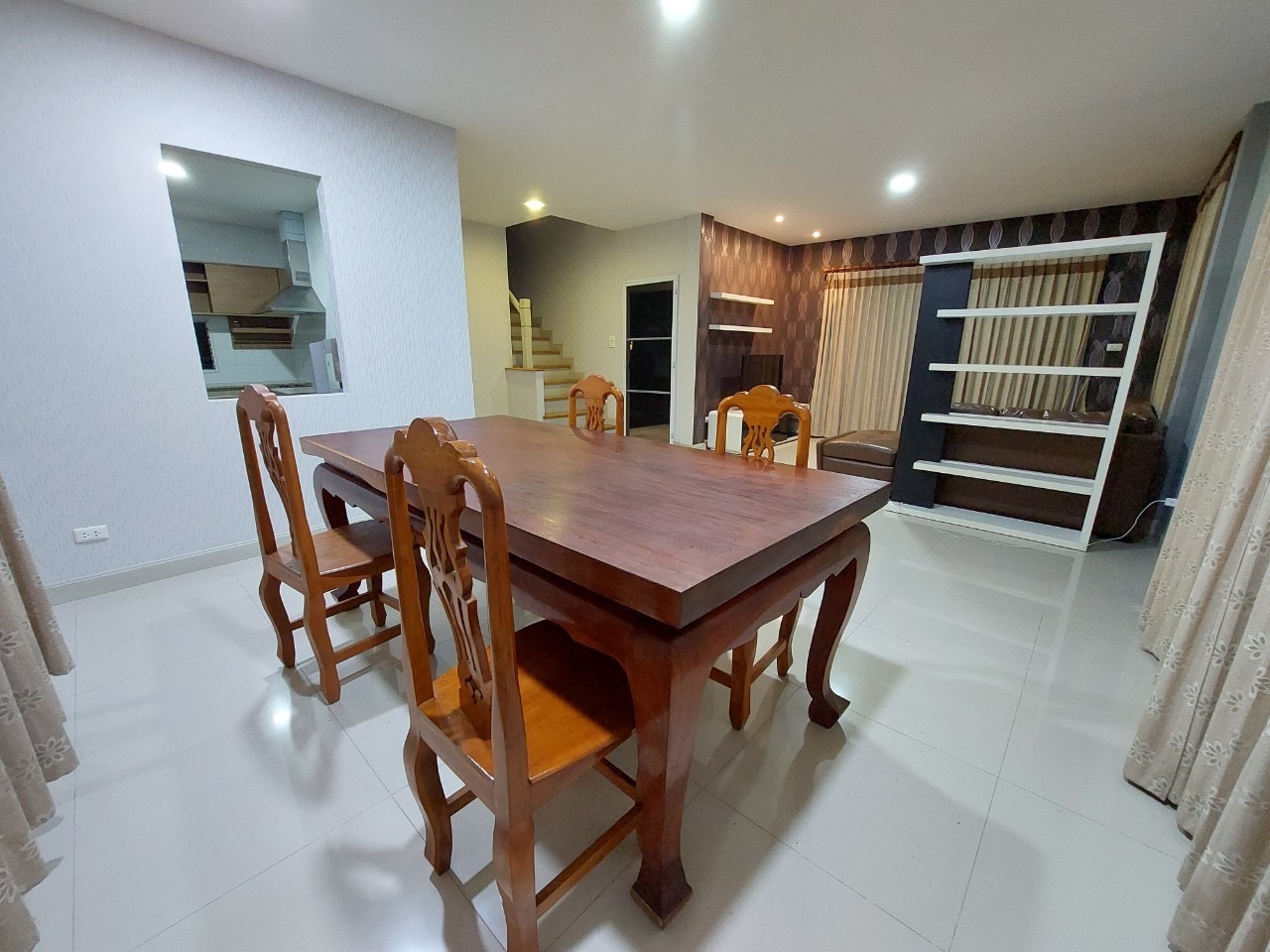 Land and Houses Park San Sai - Image 19