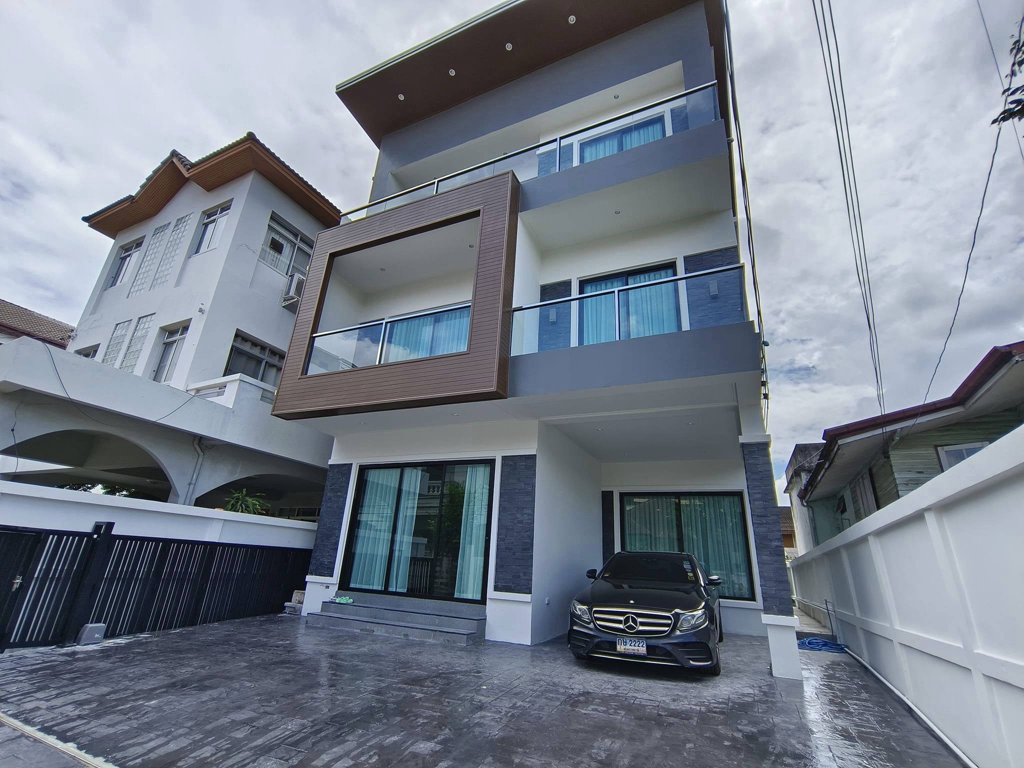 4 Bedroom House For Sale in Khlong Tan Nuea, Vadhana, Bangkok - Image 13