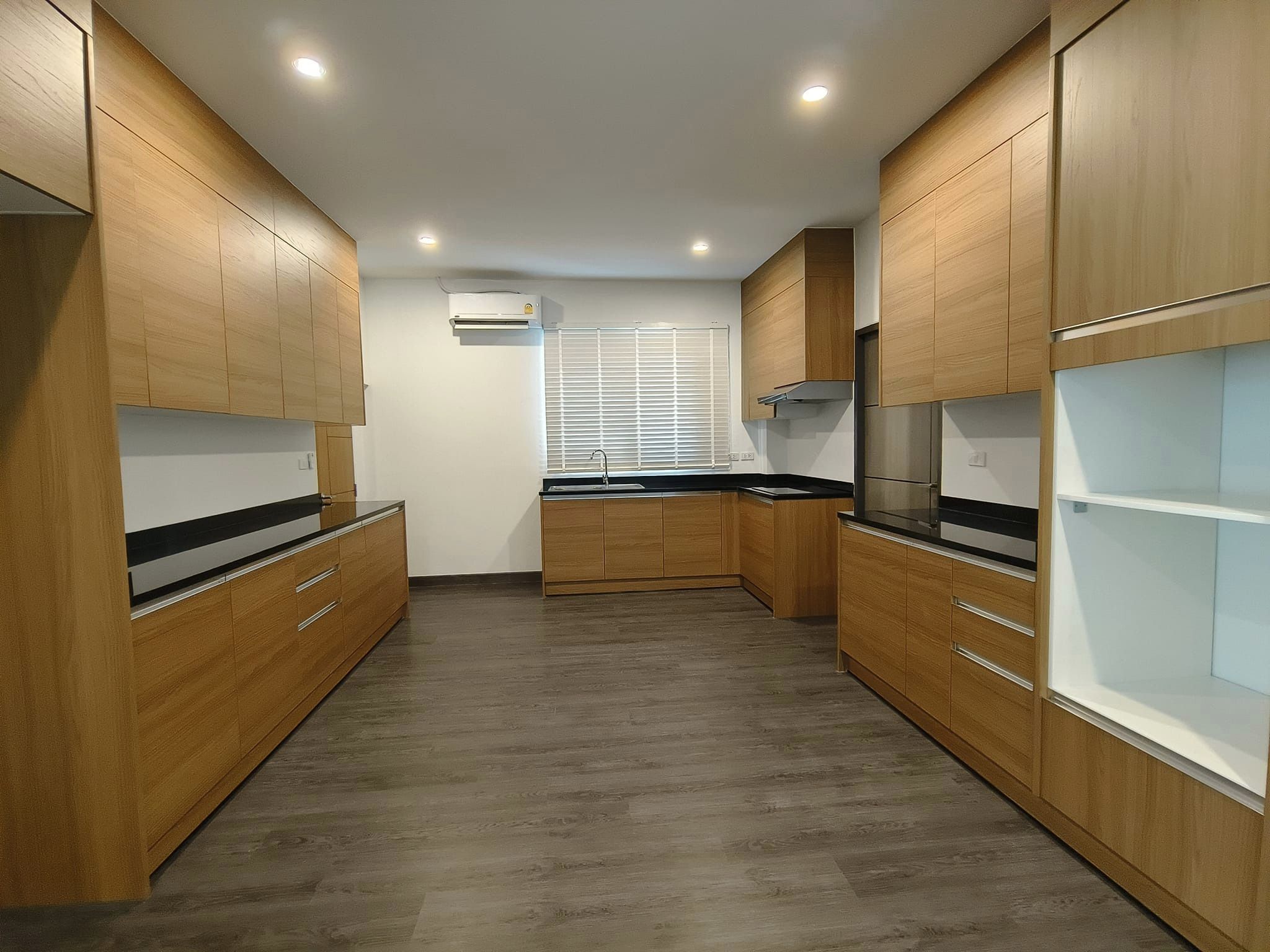 4 Bedroom House For Sale in Khlong Tan Nuea, Vadhana, Bangkok - Image 10