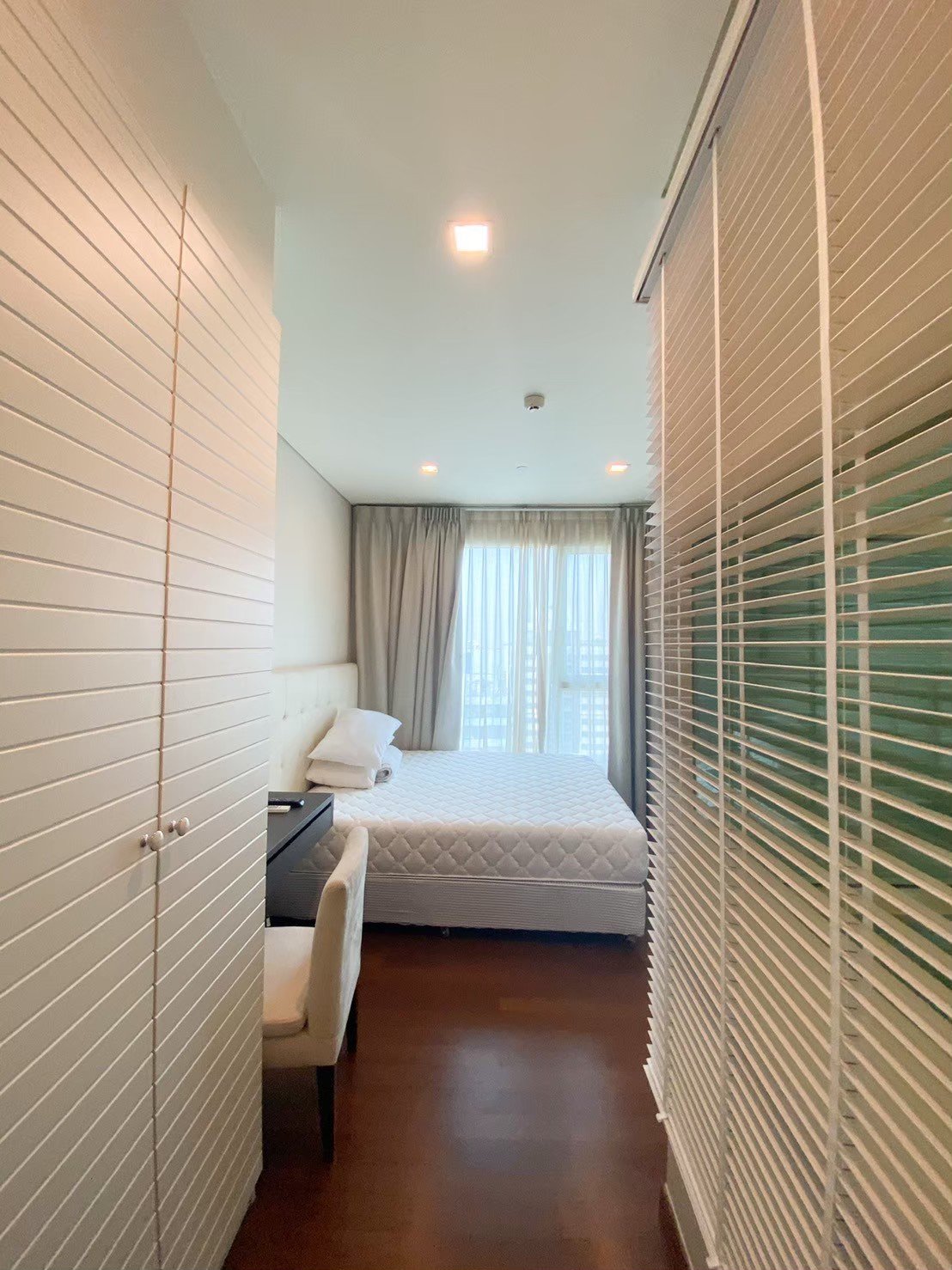 Ivy Thonglor 23 - Image 6
