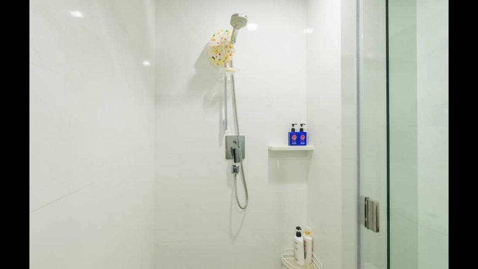 The Room Sukhumvit 40 - Image 8