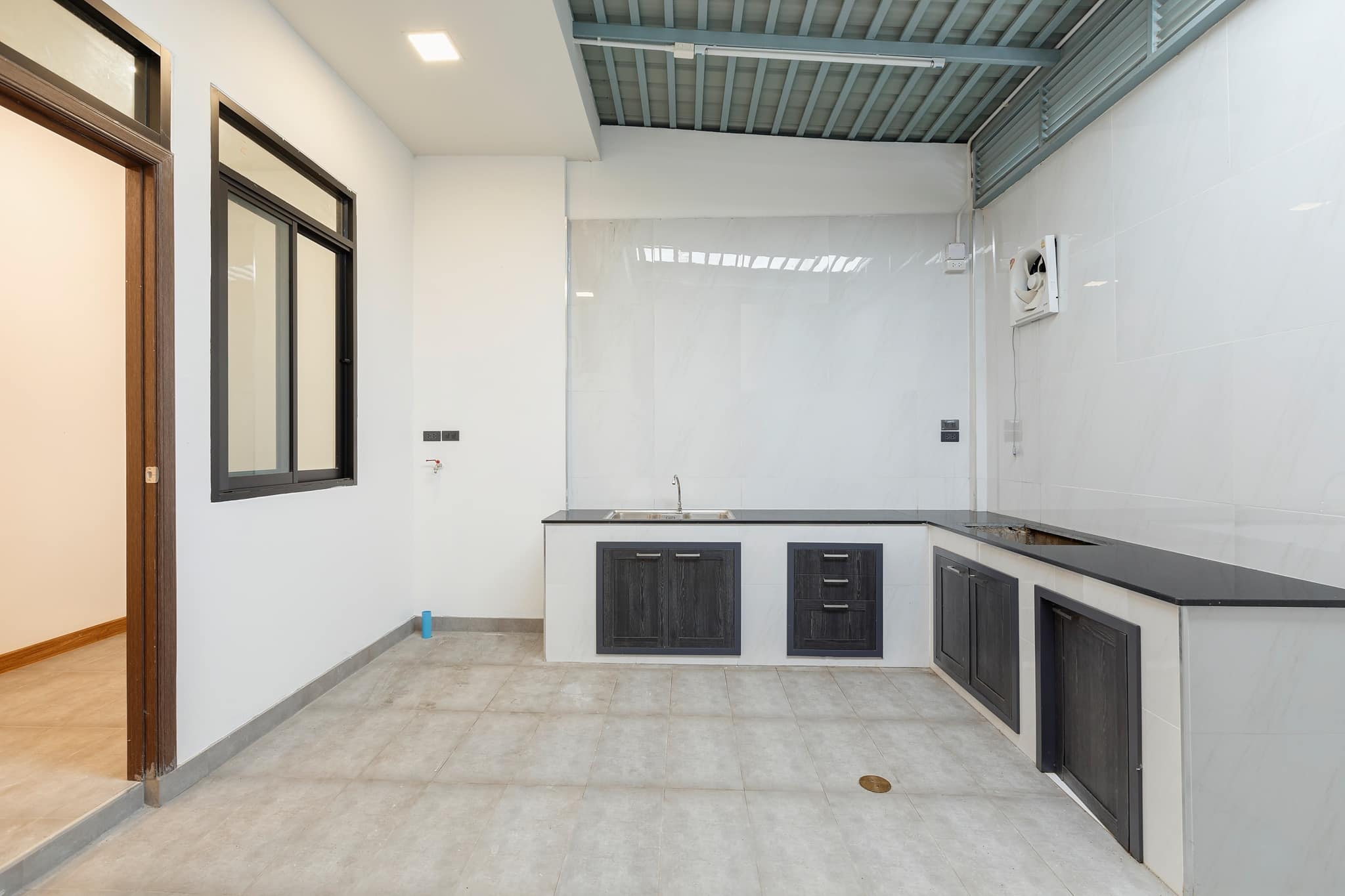 3 Bedroom Townhouse For Sale in Chang Phueak, Mueang Chiang Mai, Chiang Mai - Image 10