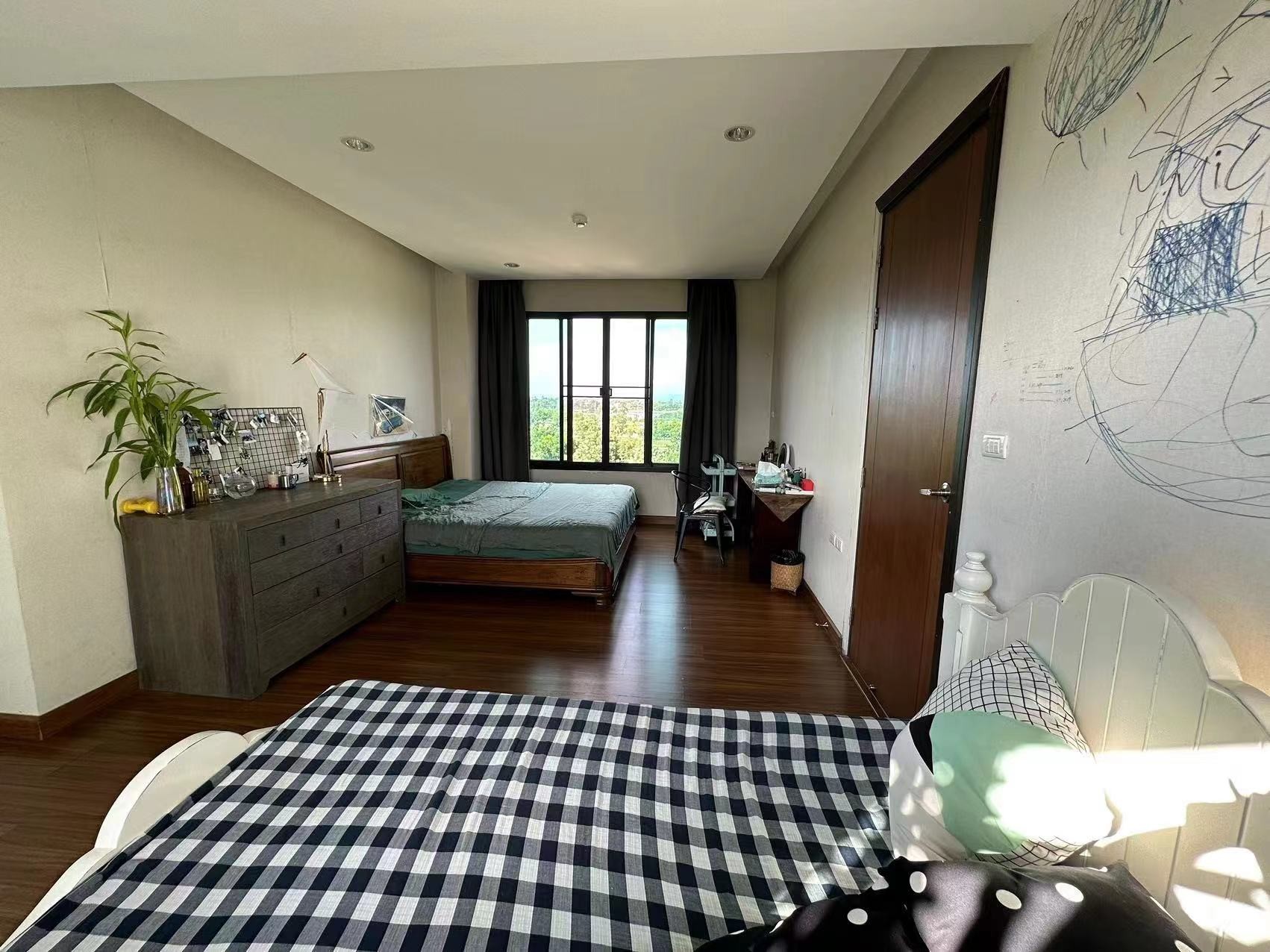 The Resort Condominium - Image 35
