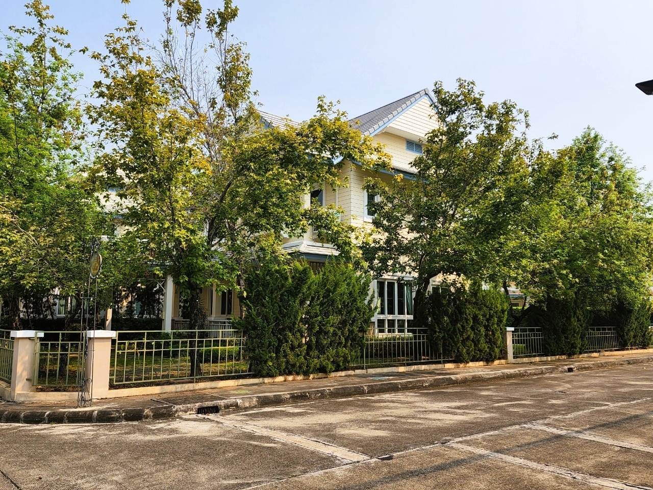 4 Bedroom House For Sale in San Phisuea, Mueang Chiang Mai, Chiang Mai - Image 19
