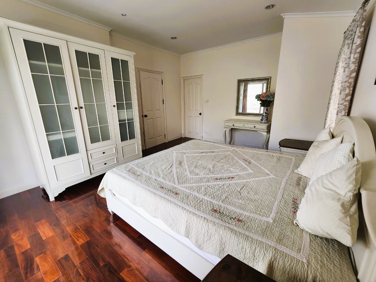 4 Bedroom House For Sale in San Phisuea, Mueang Chiang Mai, Chiang Mai - Image 12