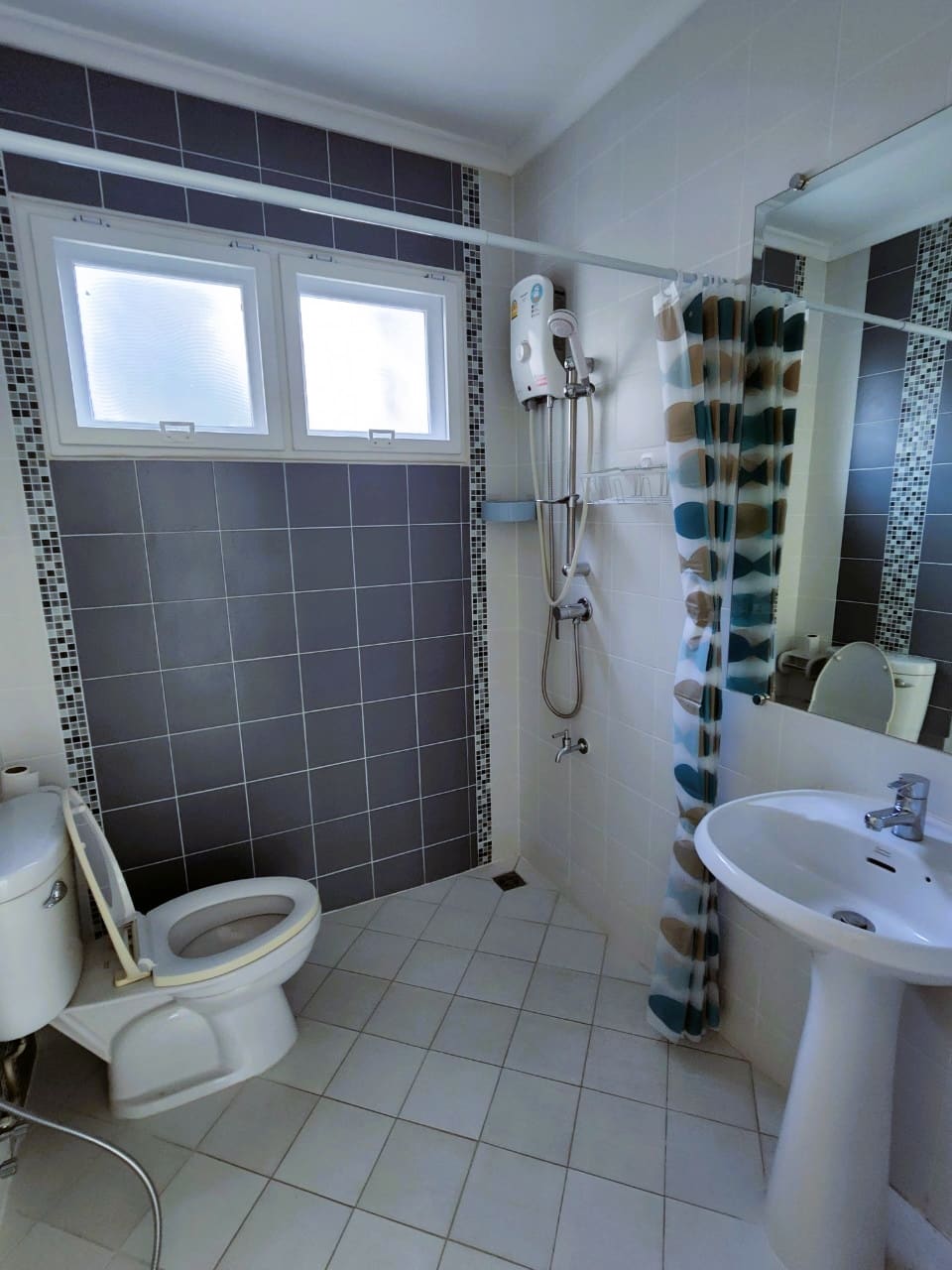 4 Bedroom House For Sale in San Phisuea, Mueang Chiang Mai, Chiang Mai - Image 17
