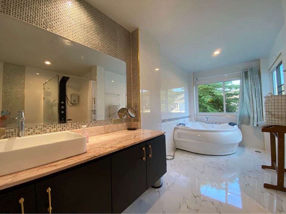 3 卧室 独立房屋 在 - Image 18