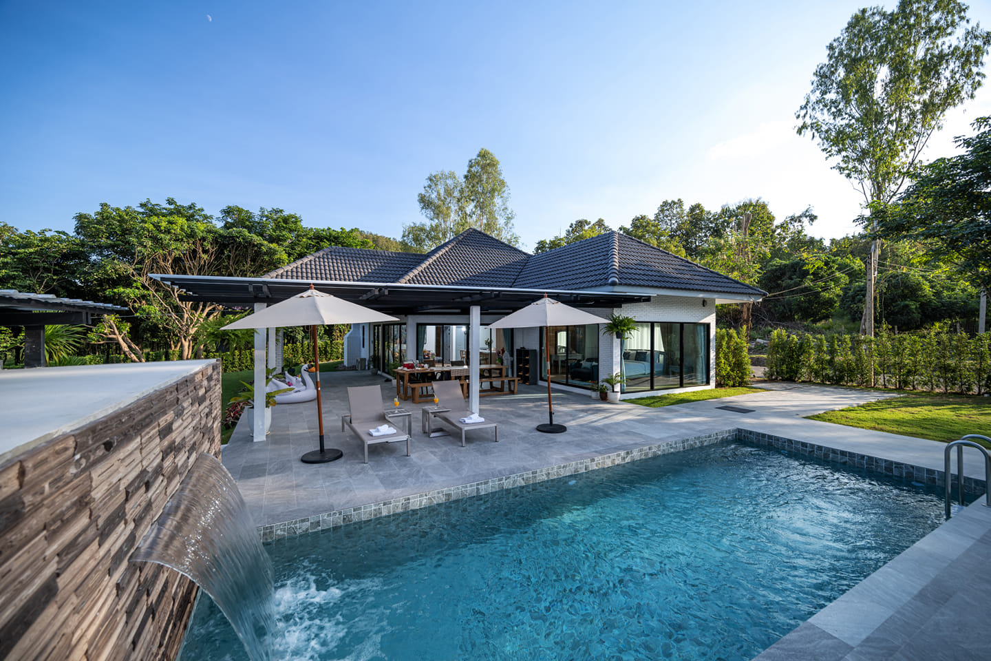 3 Bedroom House For Sale in Nam Phrae, Hang Dong, Chiang Mai - Image 1