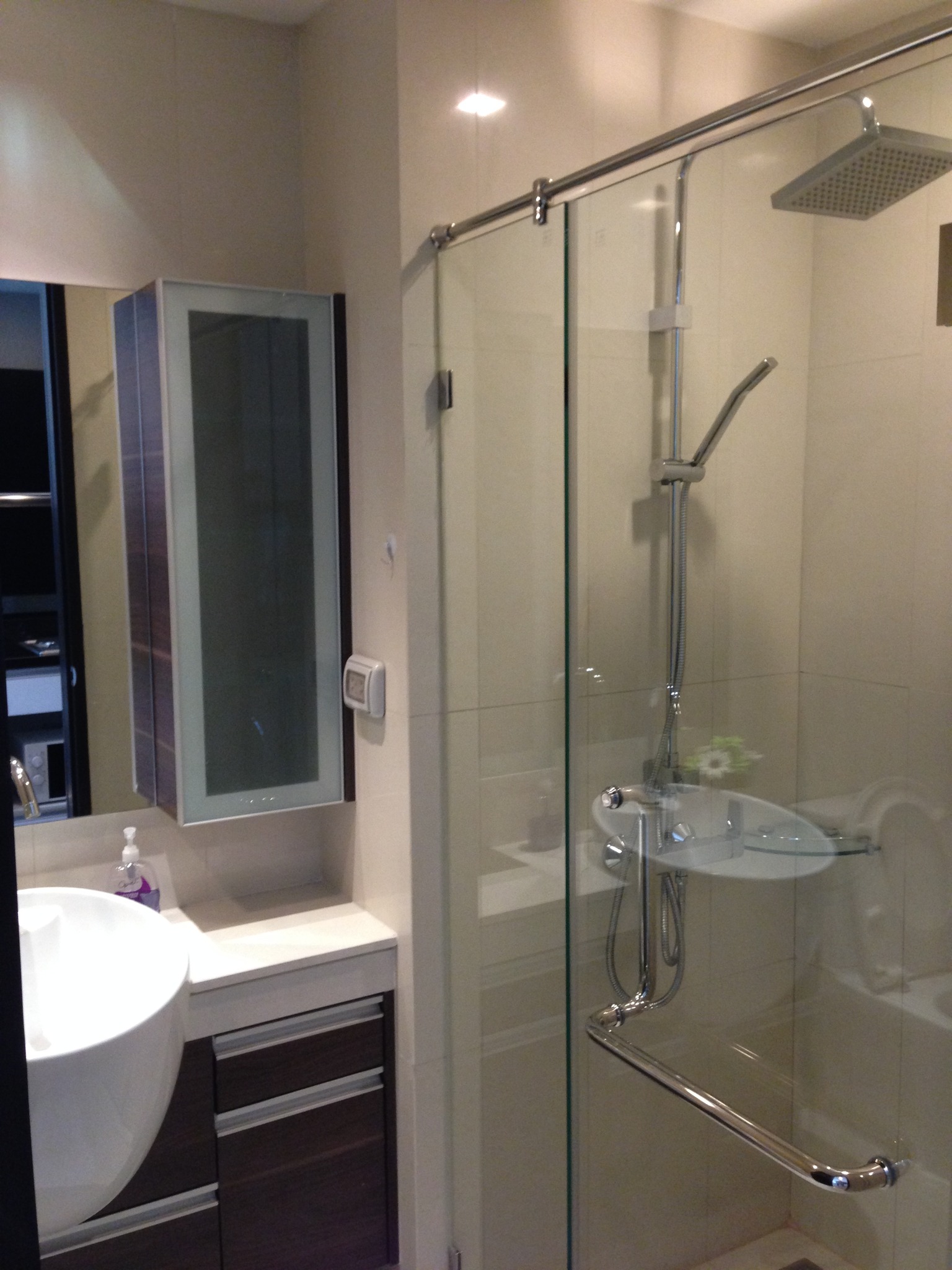 Sky Walk Condominium - Image 8