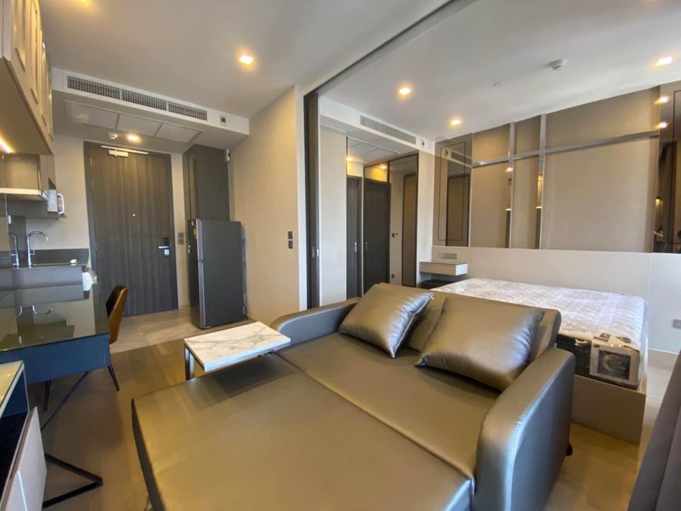 Ashton Asoke - Image 3