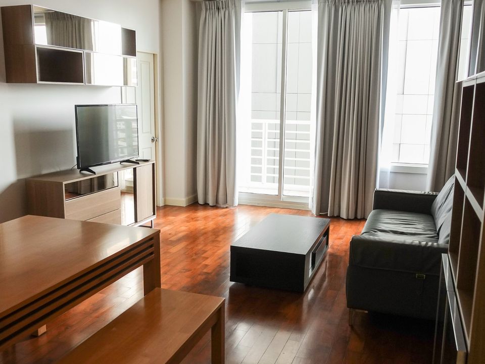 Siri Residence - Image 1