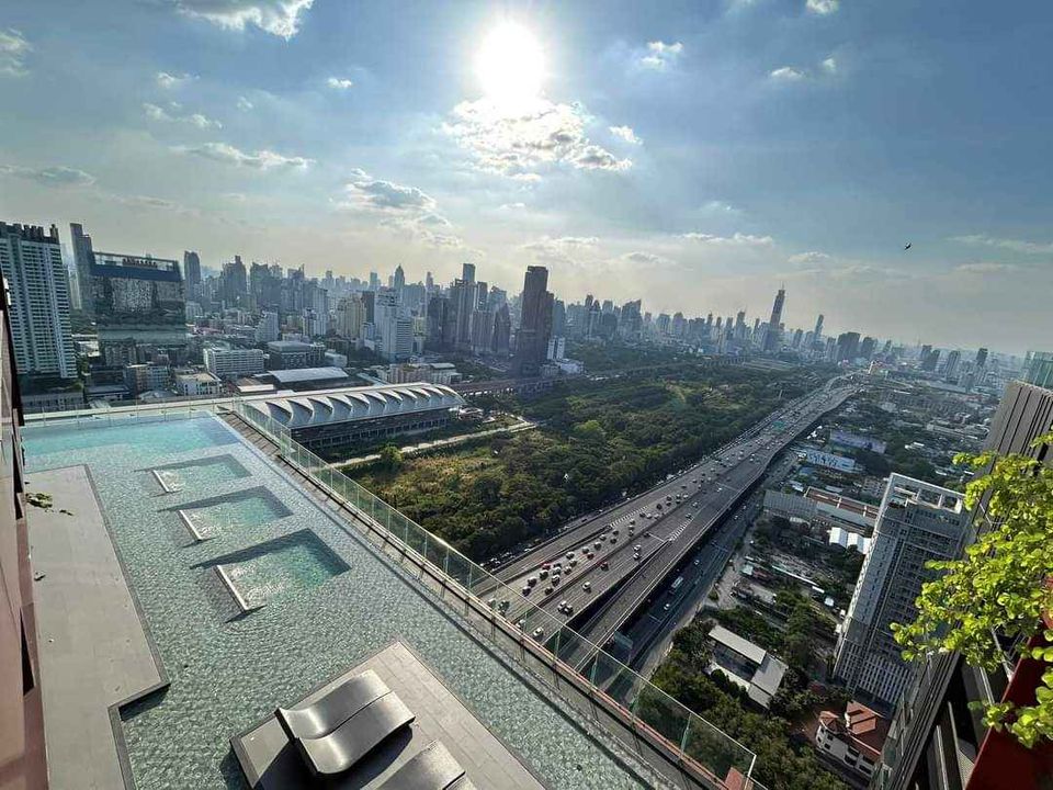 Life Asoke Hype - Image 15