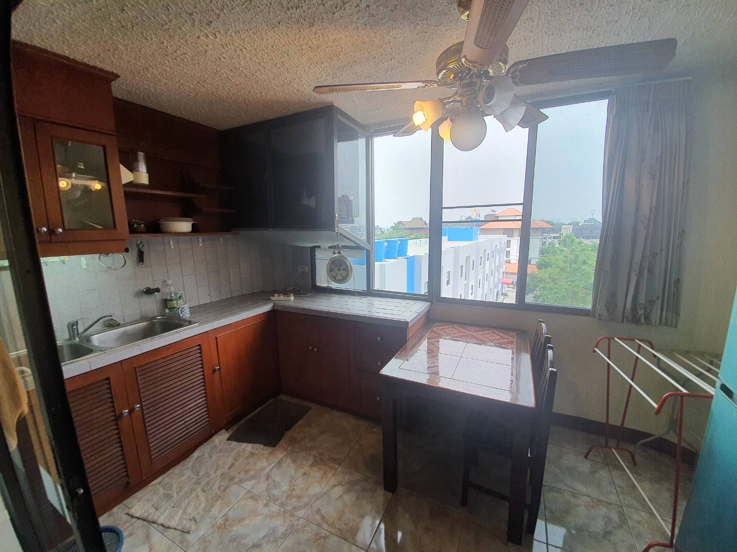 Nakornping Condo - Image 2