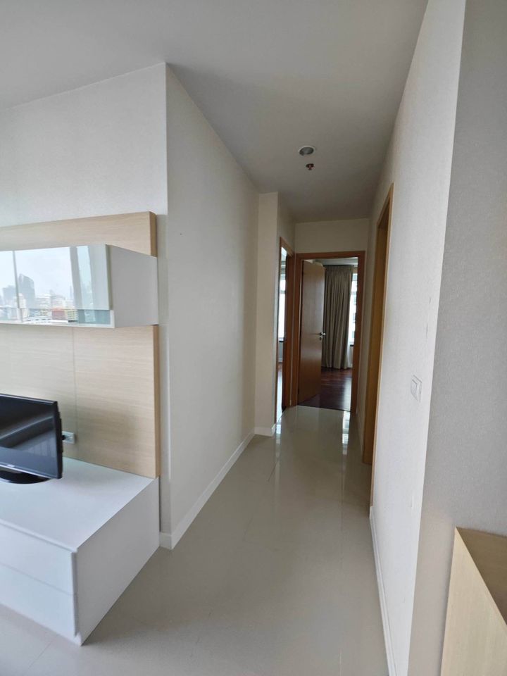Circle Condominium - Image 6