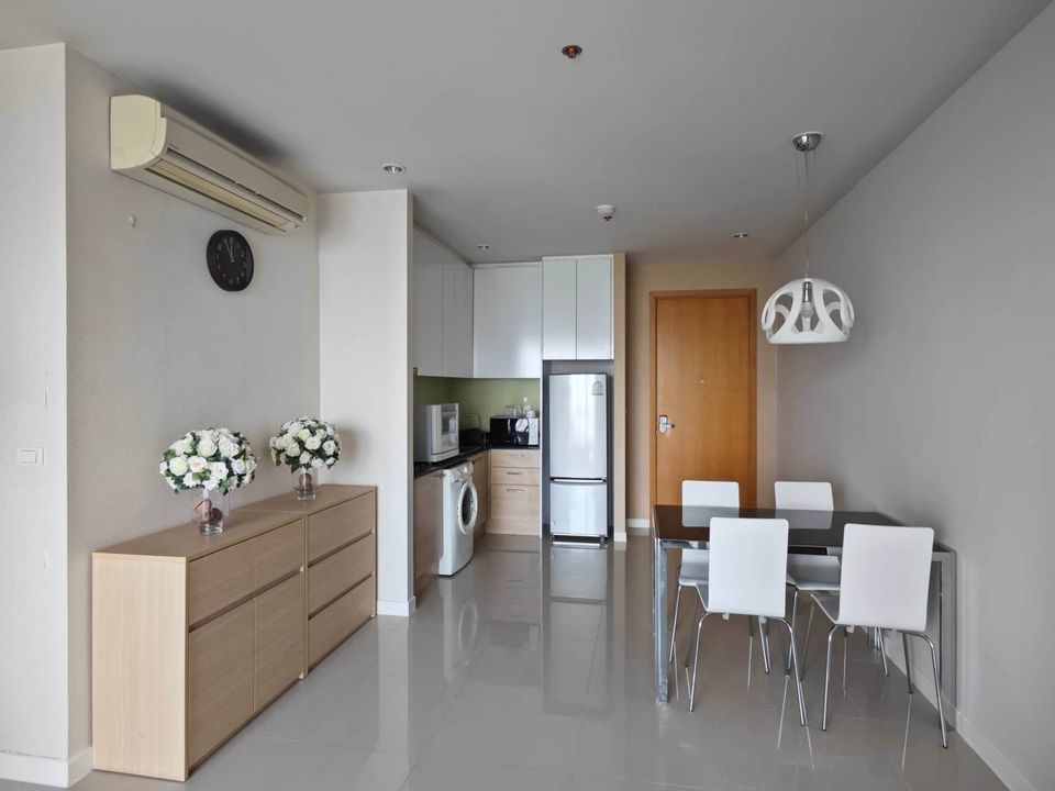 Circle Condominium - Image 3