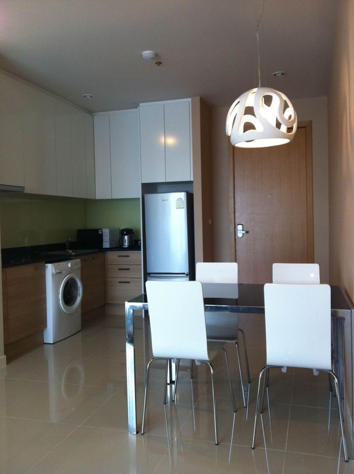 Circle Condominium - Image 4
