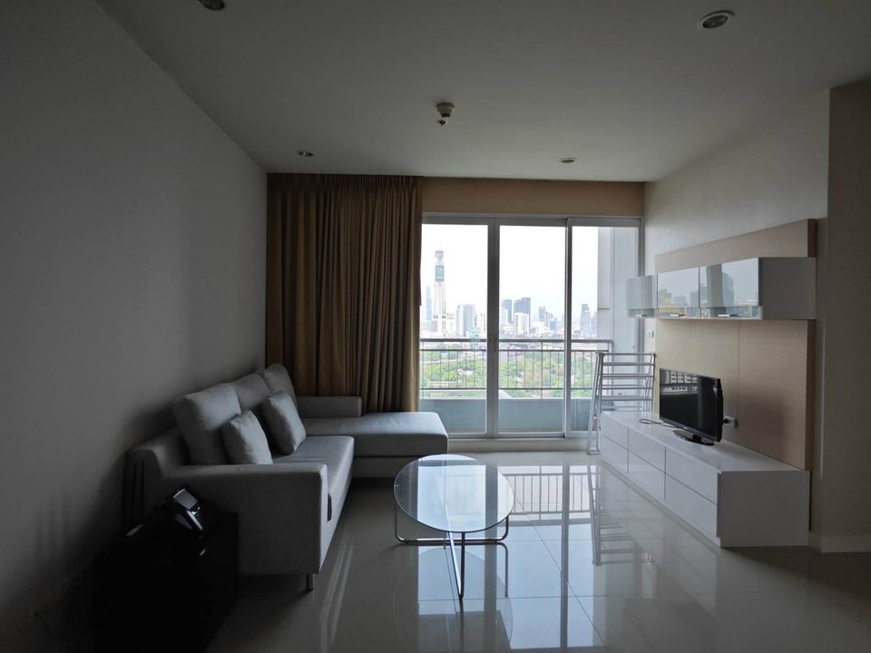 Circle Condominium - Image 11