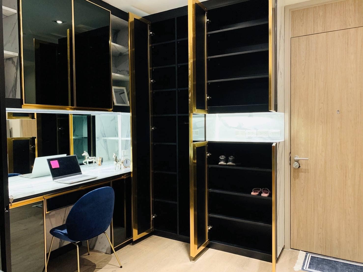 1 Bedroom Condo For Sale in Khlong Tan, Khlong Toei, Bangkok - Image 13