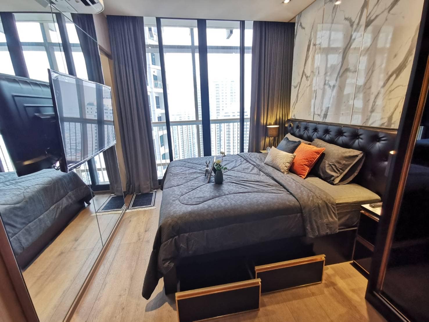 1 Bedroom Condo For Sale in Khlong Tan, Khlong Toei, Bangkok - Image 3