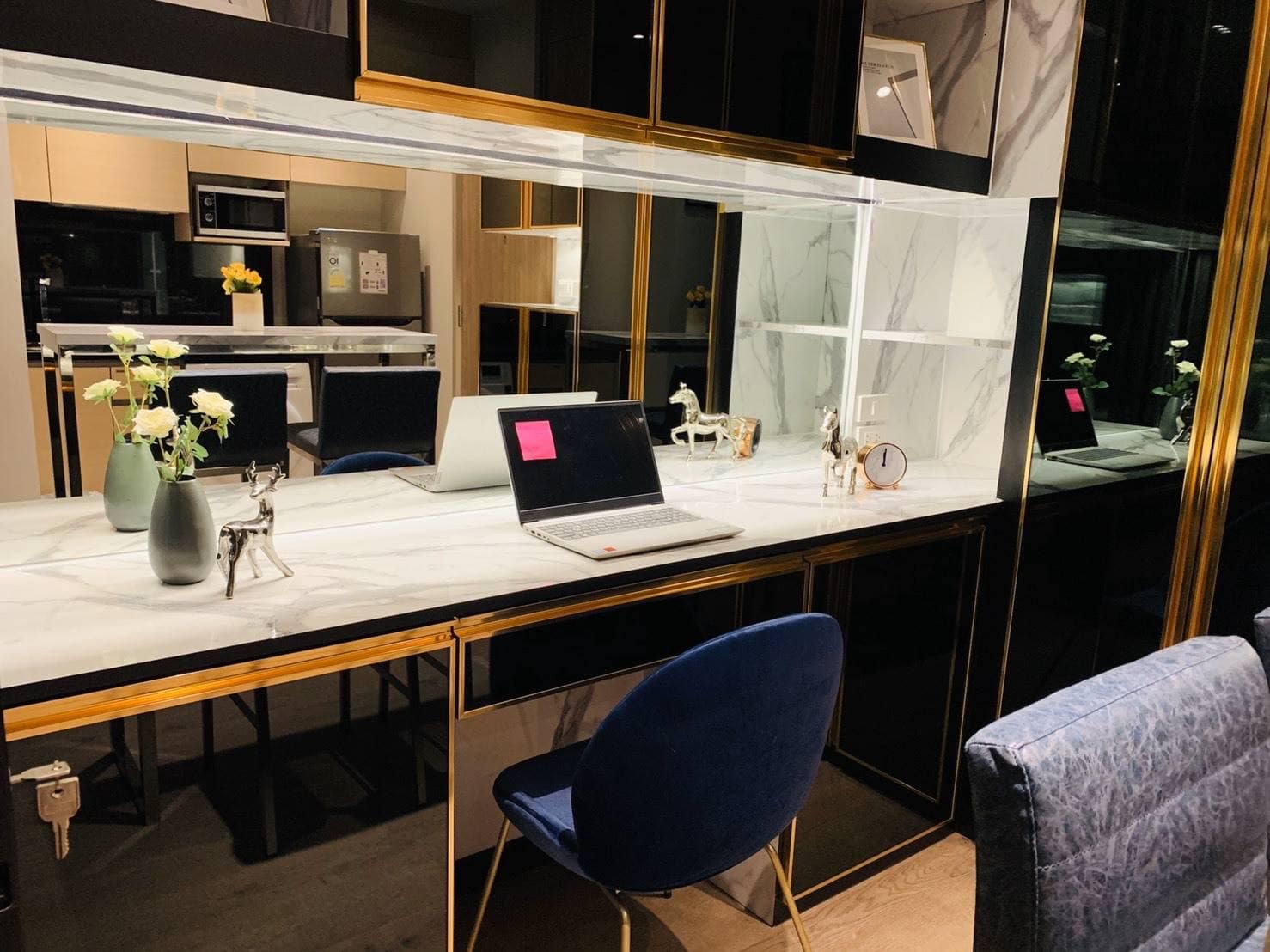 1 Bedroom Condo For Sale in Khlong Tan, Khlong Toei, Bangkok - Image 2