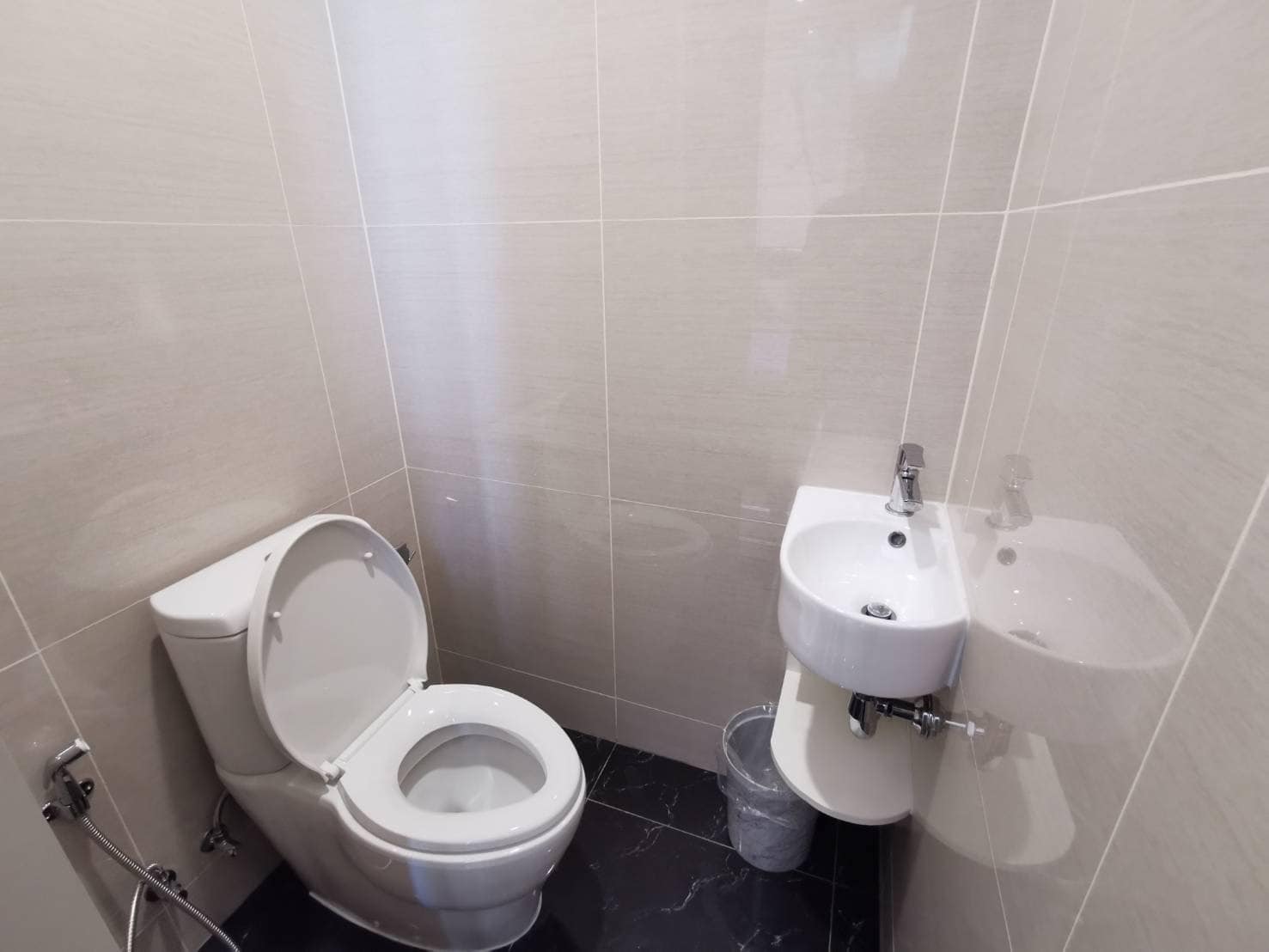 1 Bedroom Condo For Sale in Khlong Tan, Khlong Toei, Bangkok - Image 7