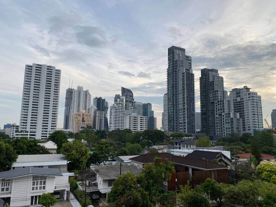 The Reserve Sukhumvit 61 - Image 18