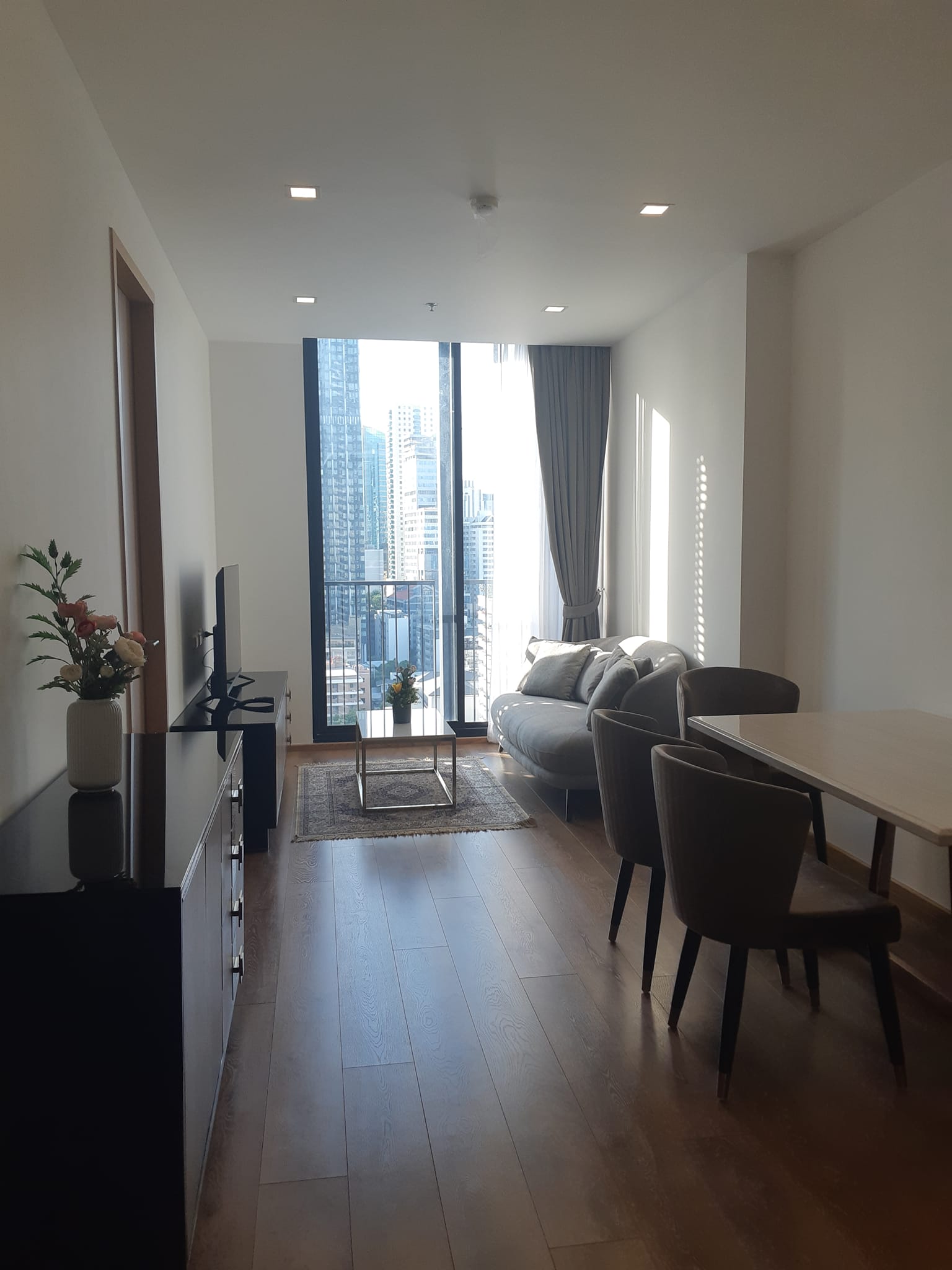 2 Bedroom Condo For Sale in Khlong Tan Nuea, Vadhana, Bangkok - Image 3