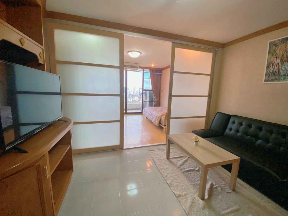 Supalai Place - Image 3