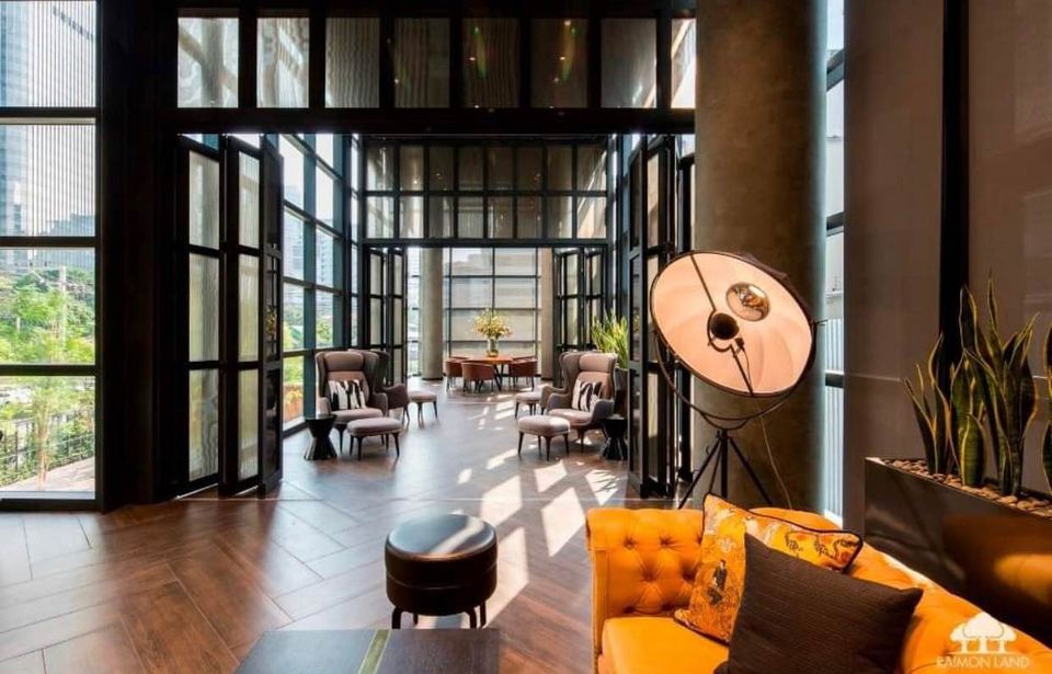 The Lofts Asok by Raimon Land - Image 11