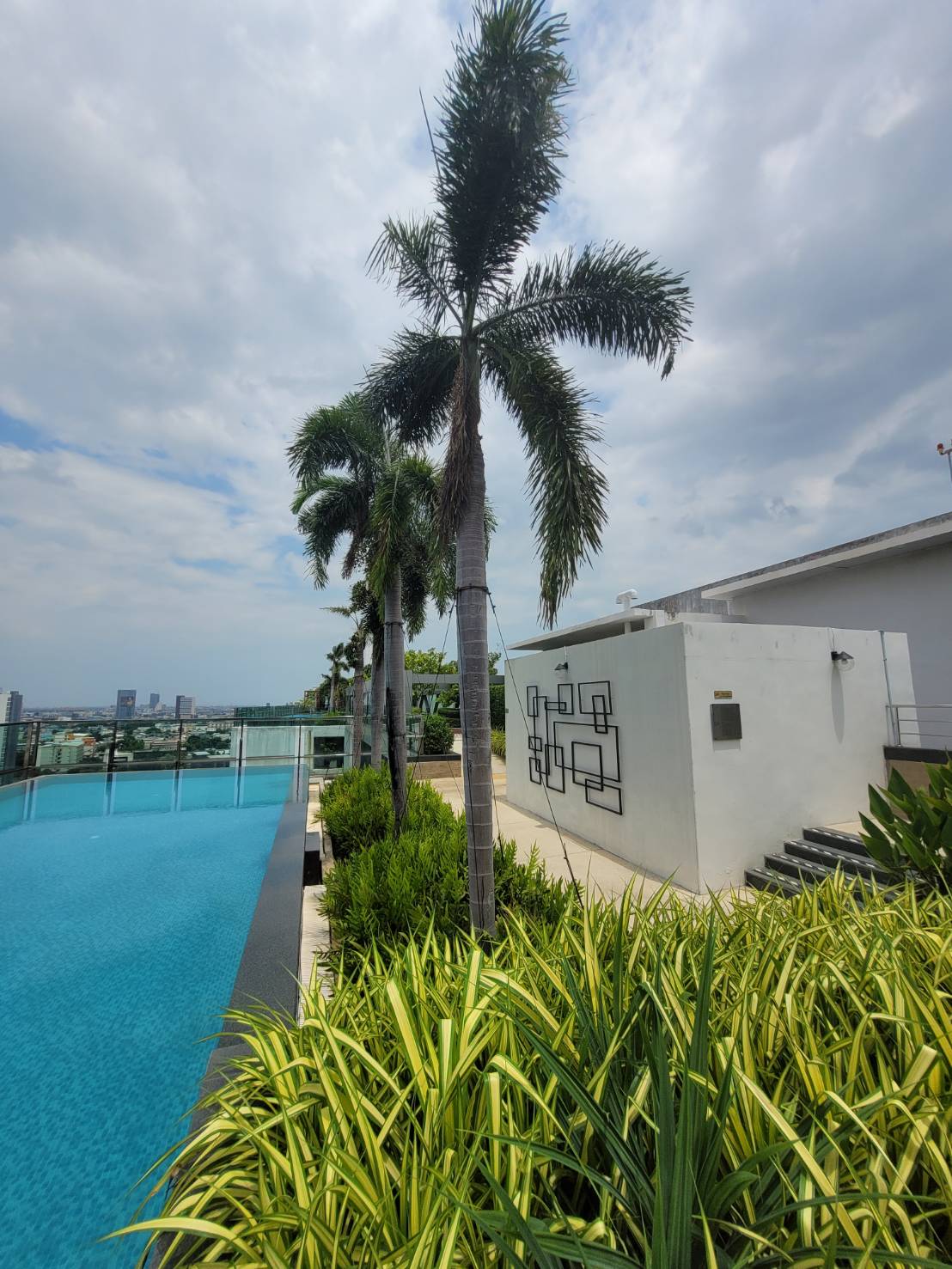 Ideo Mix Sukhumvit 103 - Image 18