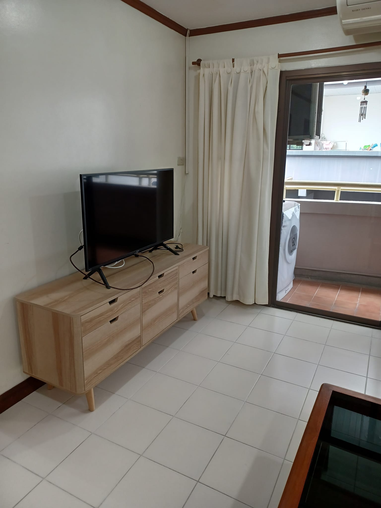 Aree Place Condominium - Image 5