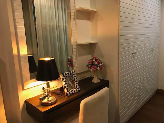 Ivy Thonglor 23 - Image 4
