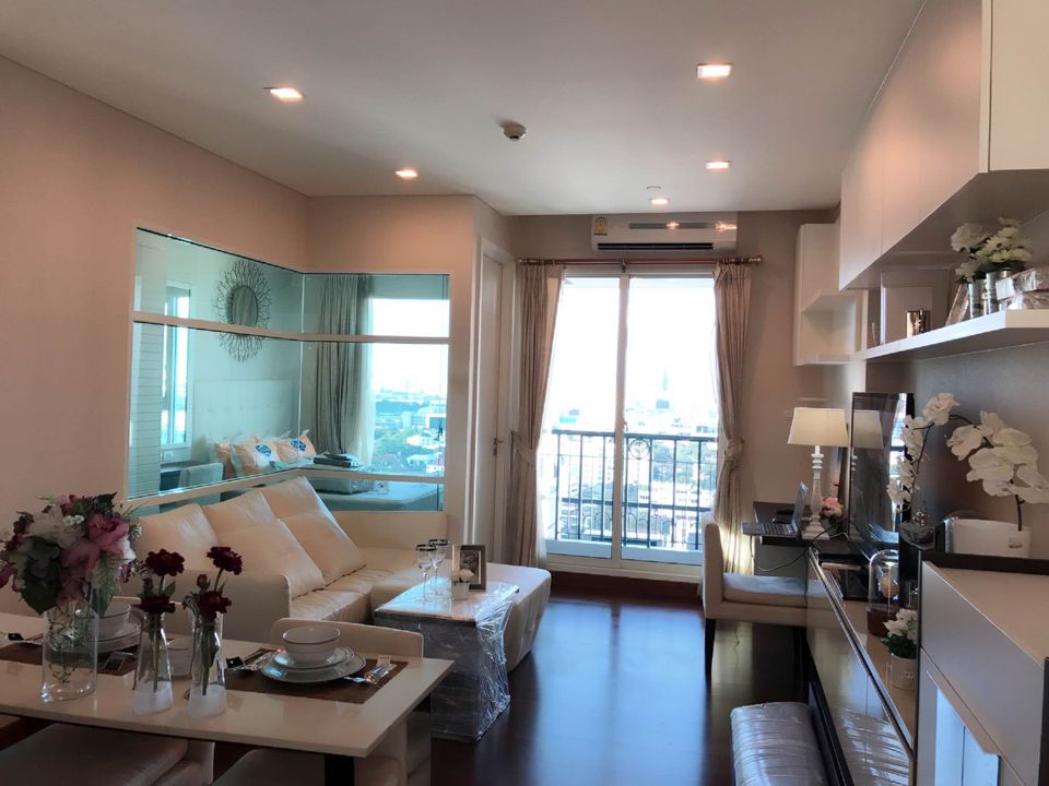 Ivy Thonglor 23 - Image 1