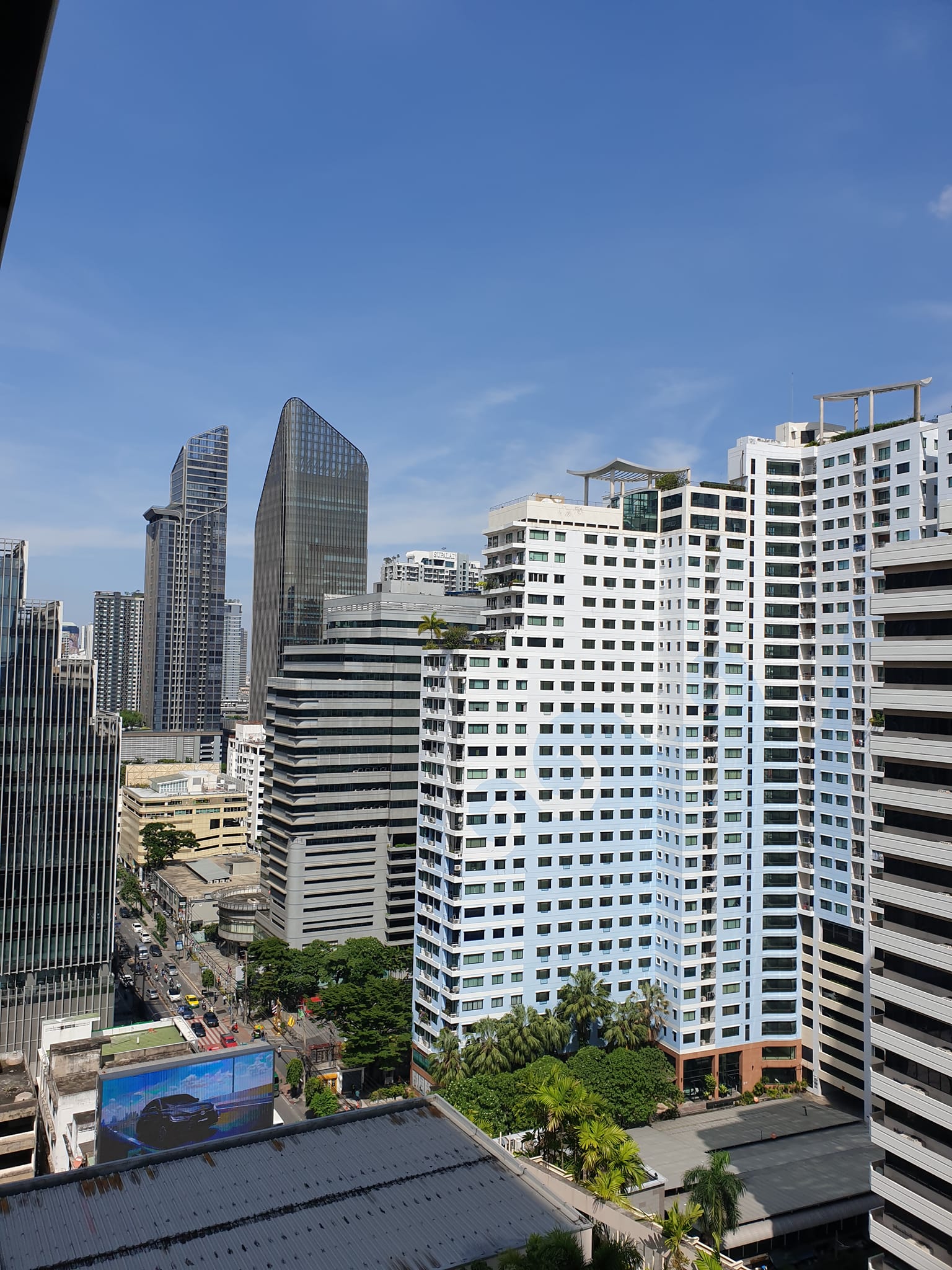 Grand Park View Asoke - Image 8