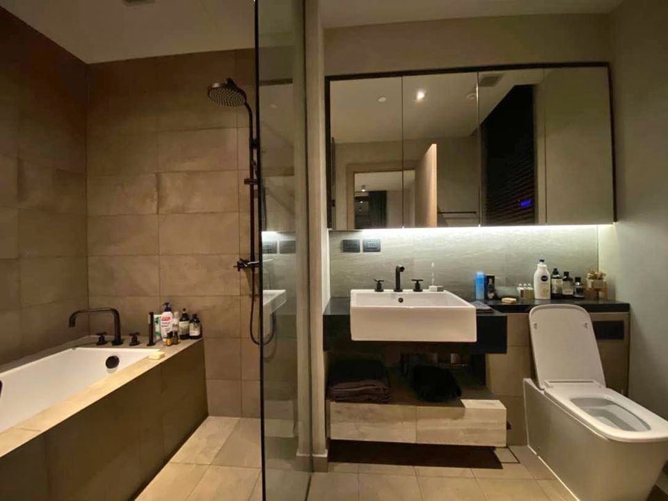 The Lofts Asok by Raimon Land - Image 9