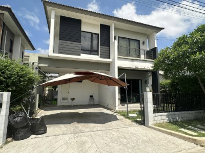 3 Bedroom House For Rent in Bang Chalong, Bang Phli, Samut Prakan - Image 1