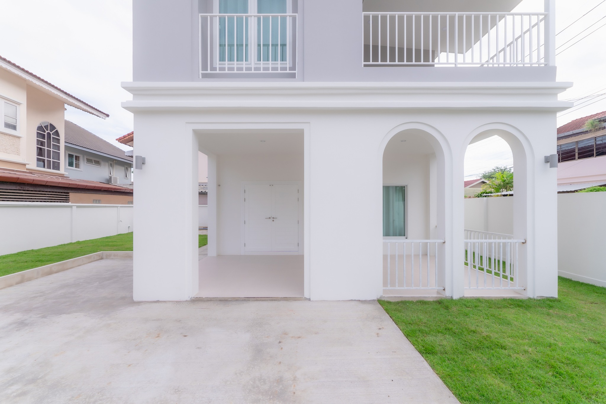 3 Bedroom House For Sale in San Phak Wan, Hang Dong, Chiang Mai - Image 2