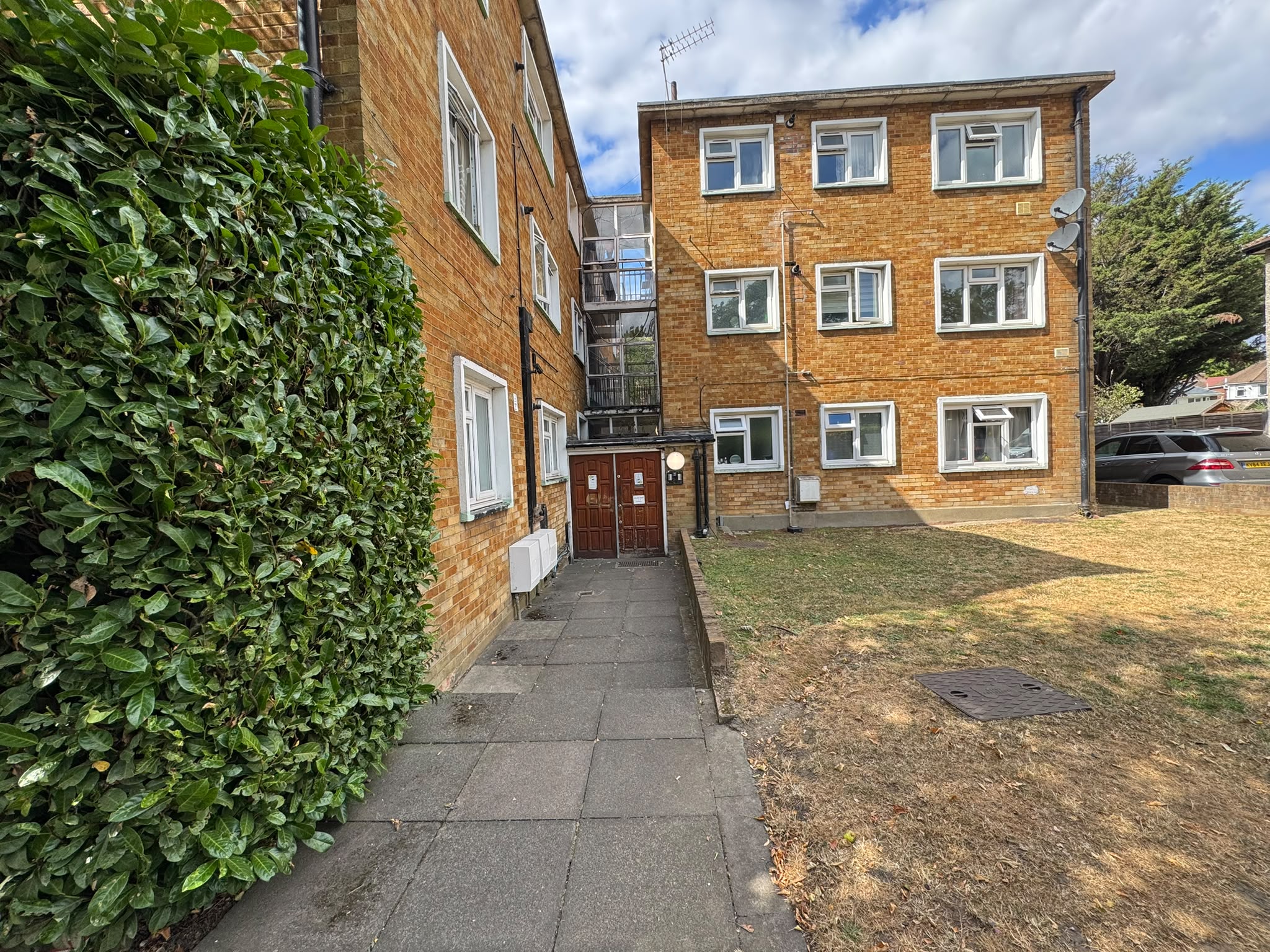 Flat at Bullen Court New North Road, Hainault, Ilford, IG6 2UY
