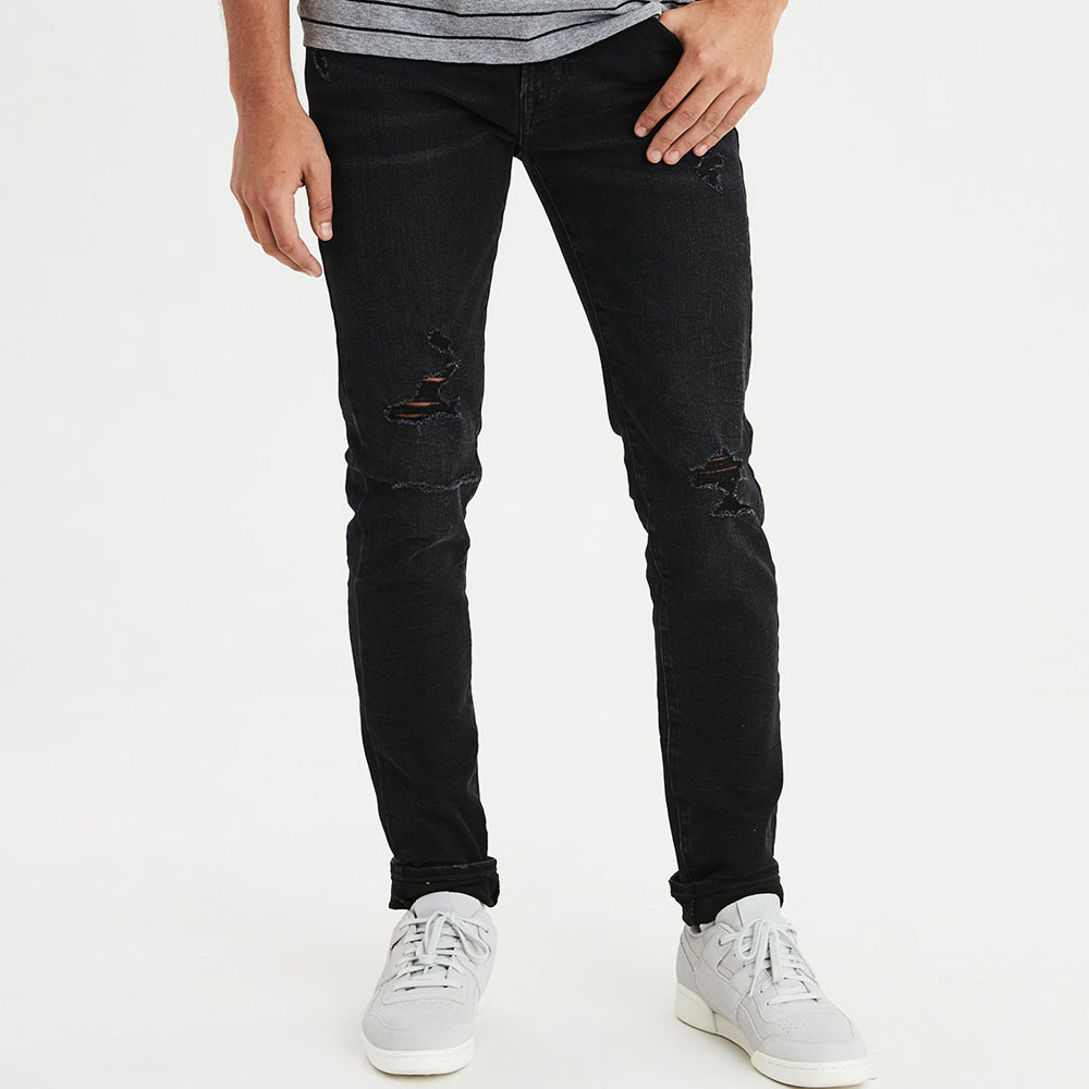 Get yourself some new jeans with American Eagle's $20 clearance styles