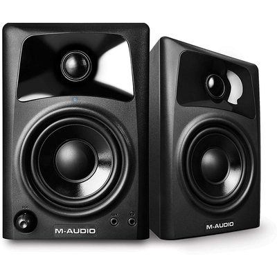 M-Audio AV32 active desktop reference monitor studio speakers
