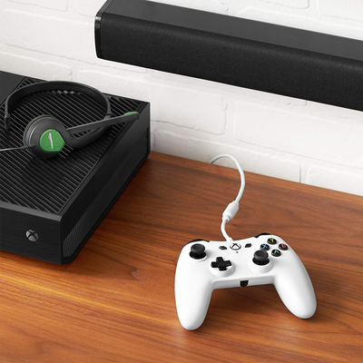Score with the $15 AmazonBasics Xbox One Wired Controller at its best price ever