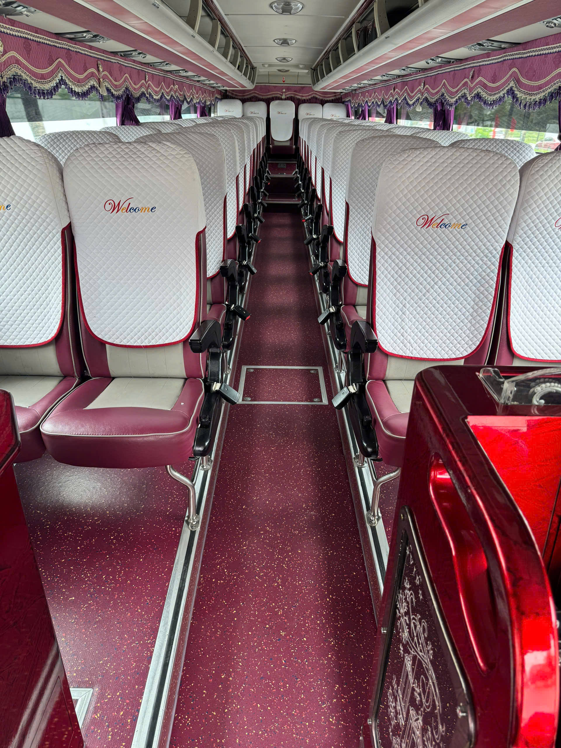 Thuê xe 45 chỗ du lịch