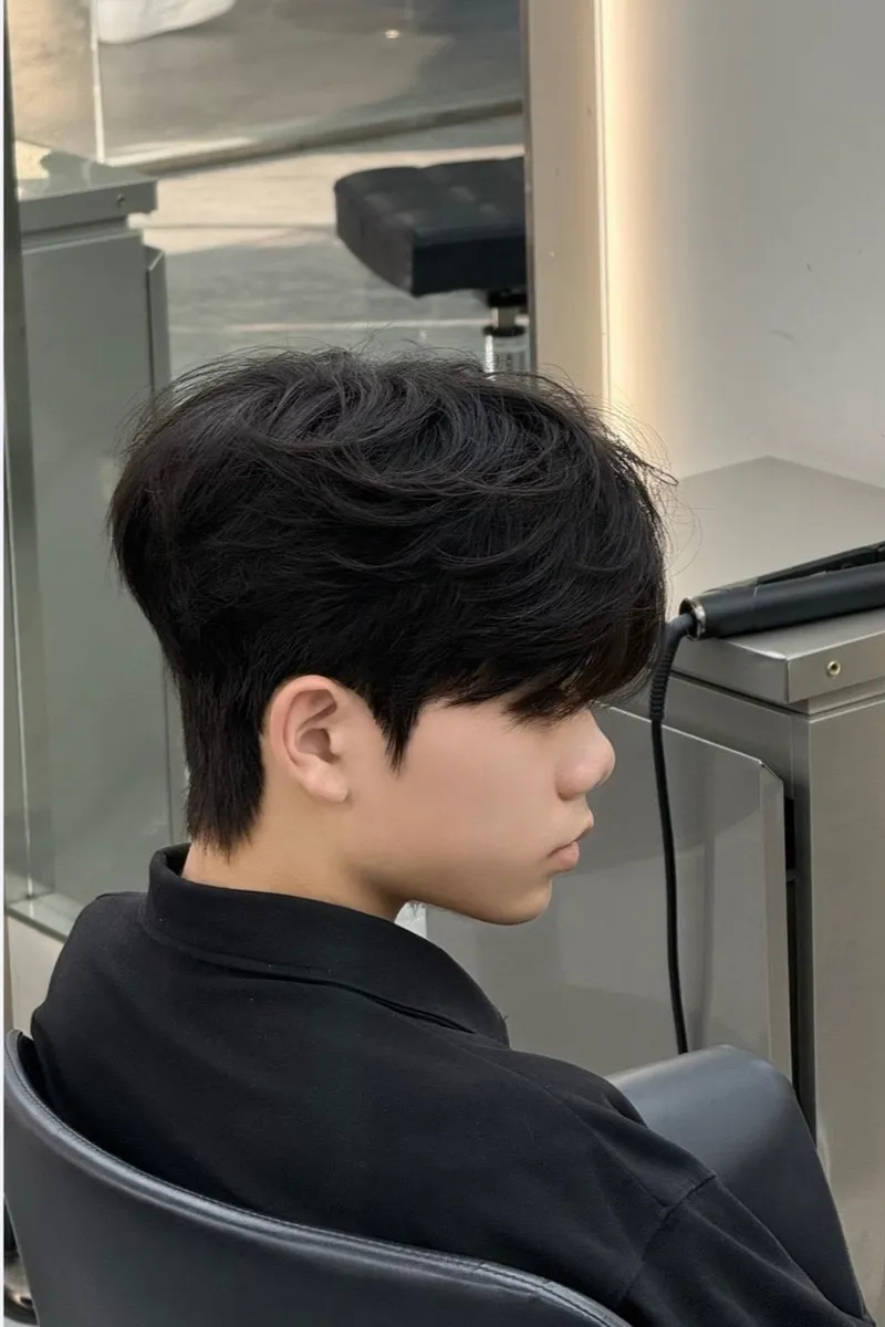 男生短髮｜壓貼 碎瀏海 頂部蓬鬆｜男士燙髮專門Mark｜TiAM 中壢中正店