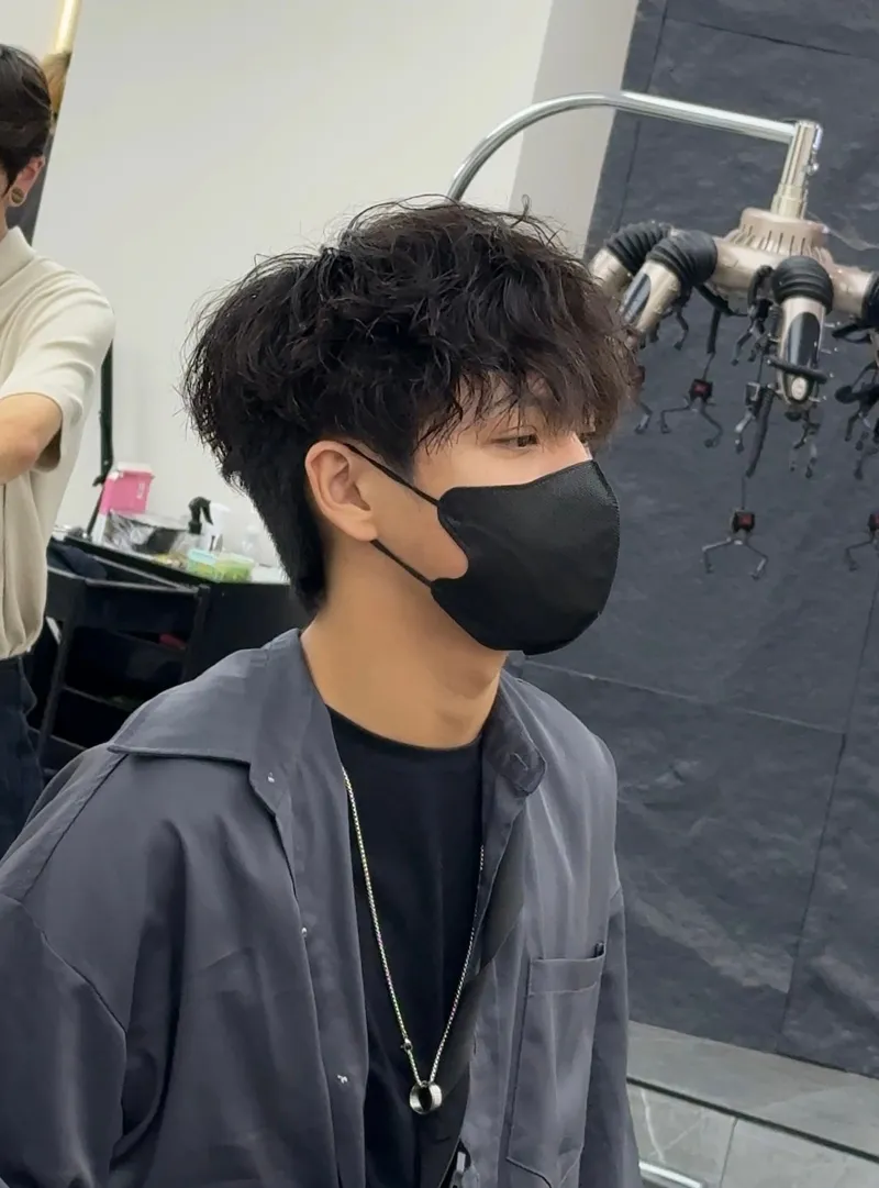 前刺｜紋理燙 男生燙髮｜男士燙髮專門Mark｜TiAM 中壢中正店