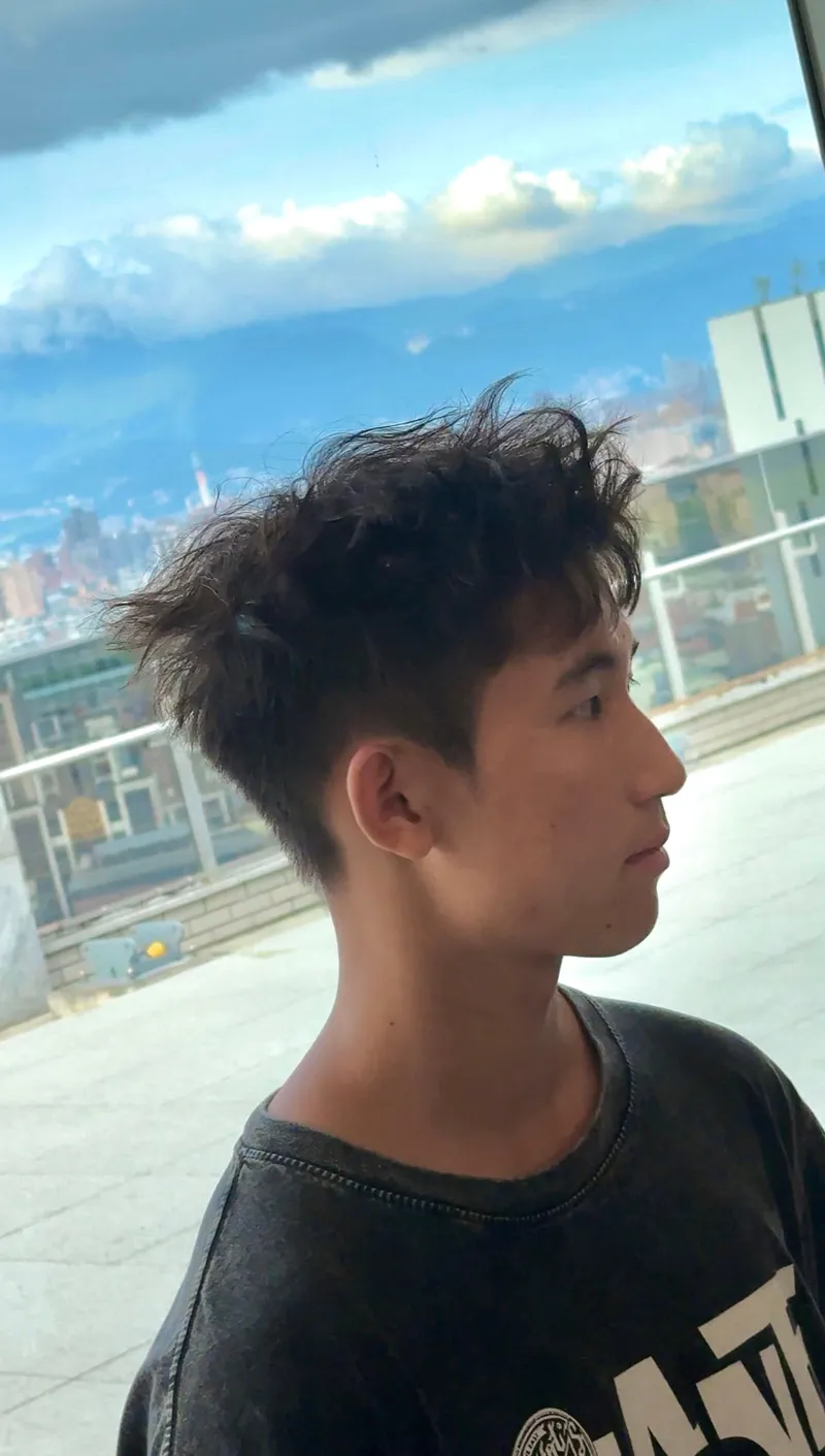 前刺｜男生紋理燙 短髮｜男士燙髮專門Mark｜TiAM 中壢中正店